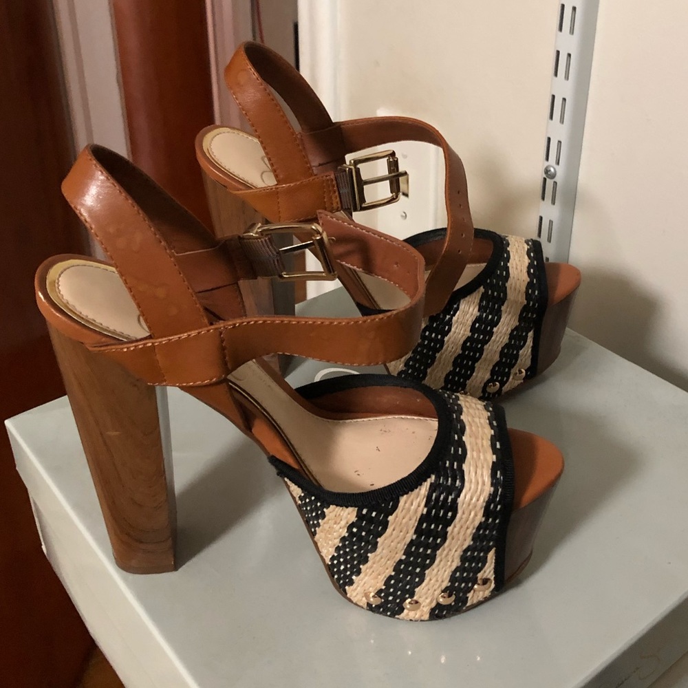 Like new Jessica Simpson JS-Daelyn heels. 👠